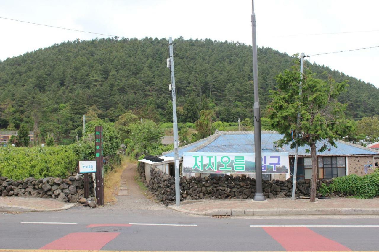 Jeju Oreum Pension Exterior foto
